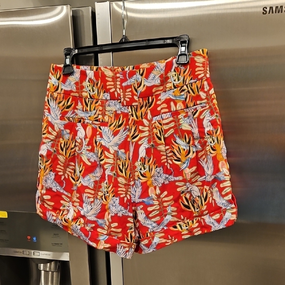 💕FARM RIO💕 Tropical Suingue Cuffed Red Shorts  ~ Small S NWT - Picture 2 of 10